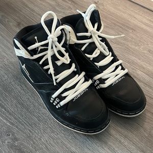 Jordan 1 Flight Mid Black